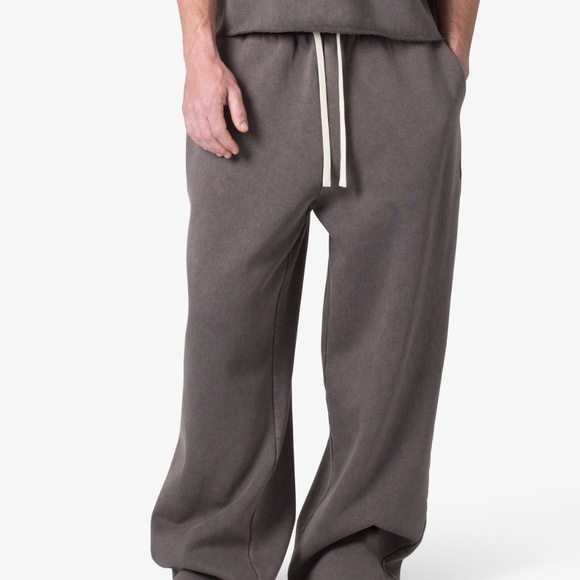 mnml Washed Ultra Baggy Sweatpants - Washed Black Size SWashed Black / S - Picture 2 of 3